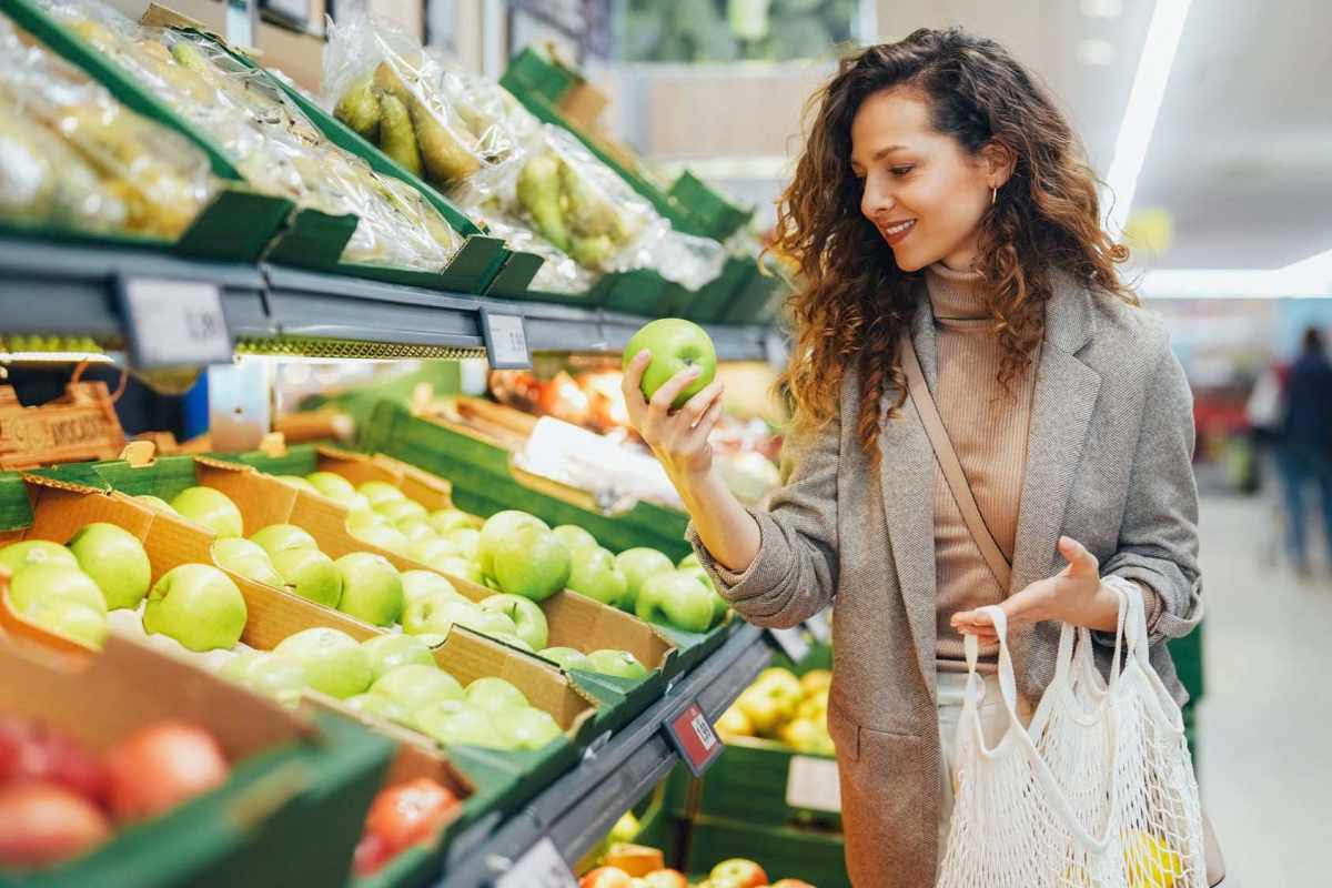 Resident shopping groceries near Adobe Ranch in Borger, Texas