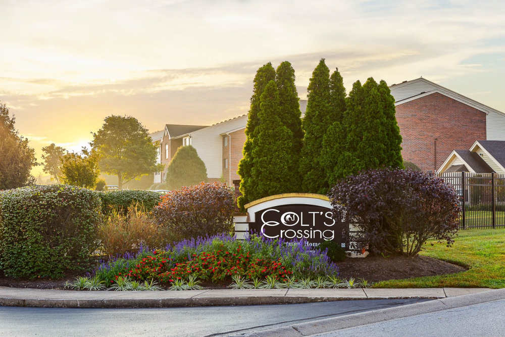 Sign board at Colt's Crossing Apartments in Georgetown, Kentucky