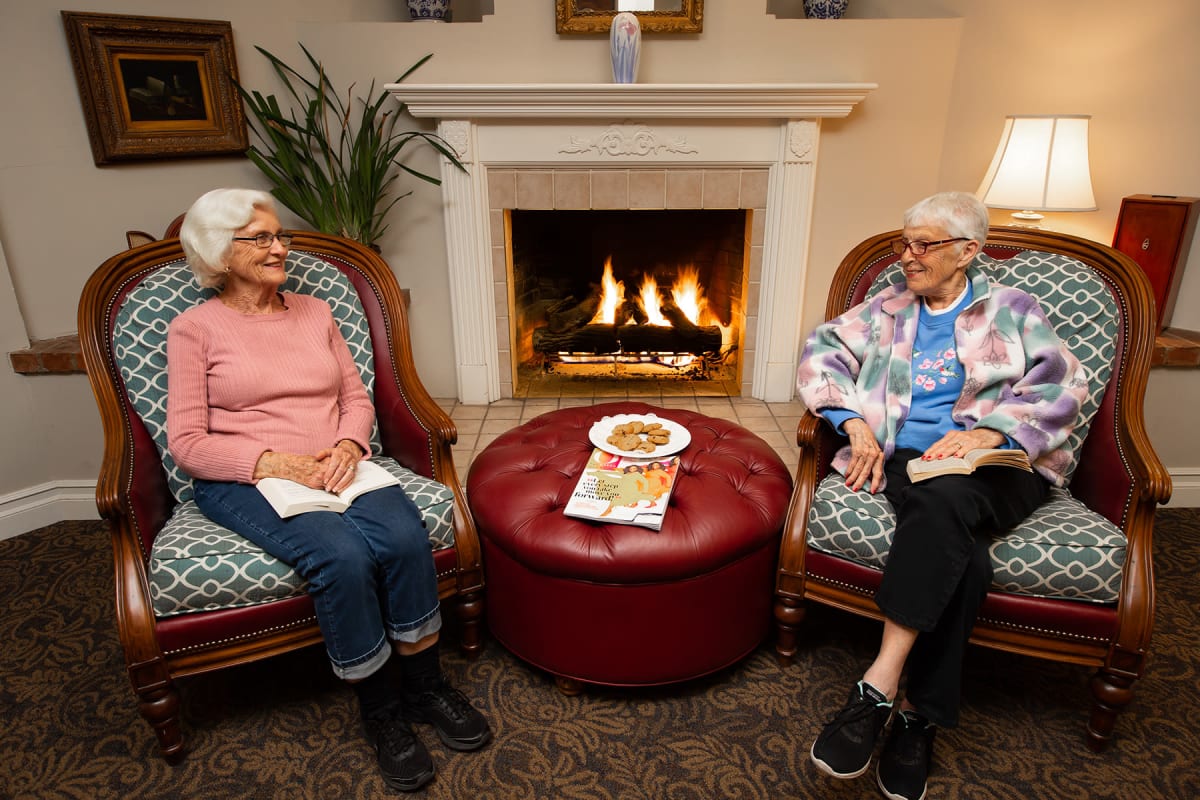 Two residents talking at Gables of Ojai in Ojai, California