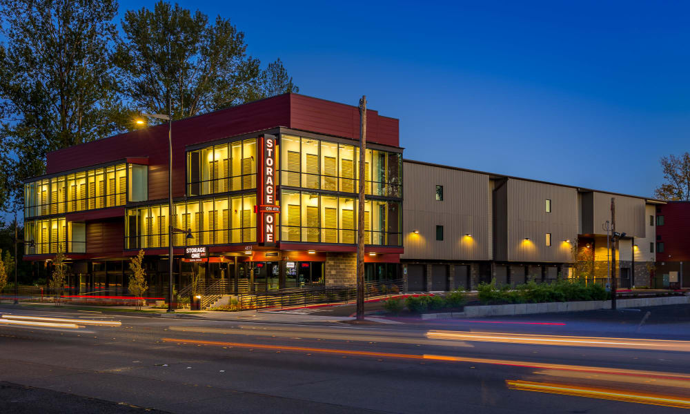 Storage One On 4th is located in Renton, Washington.