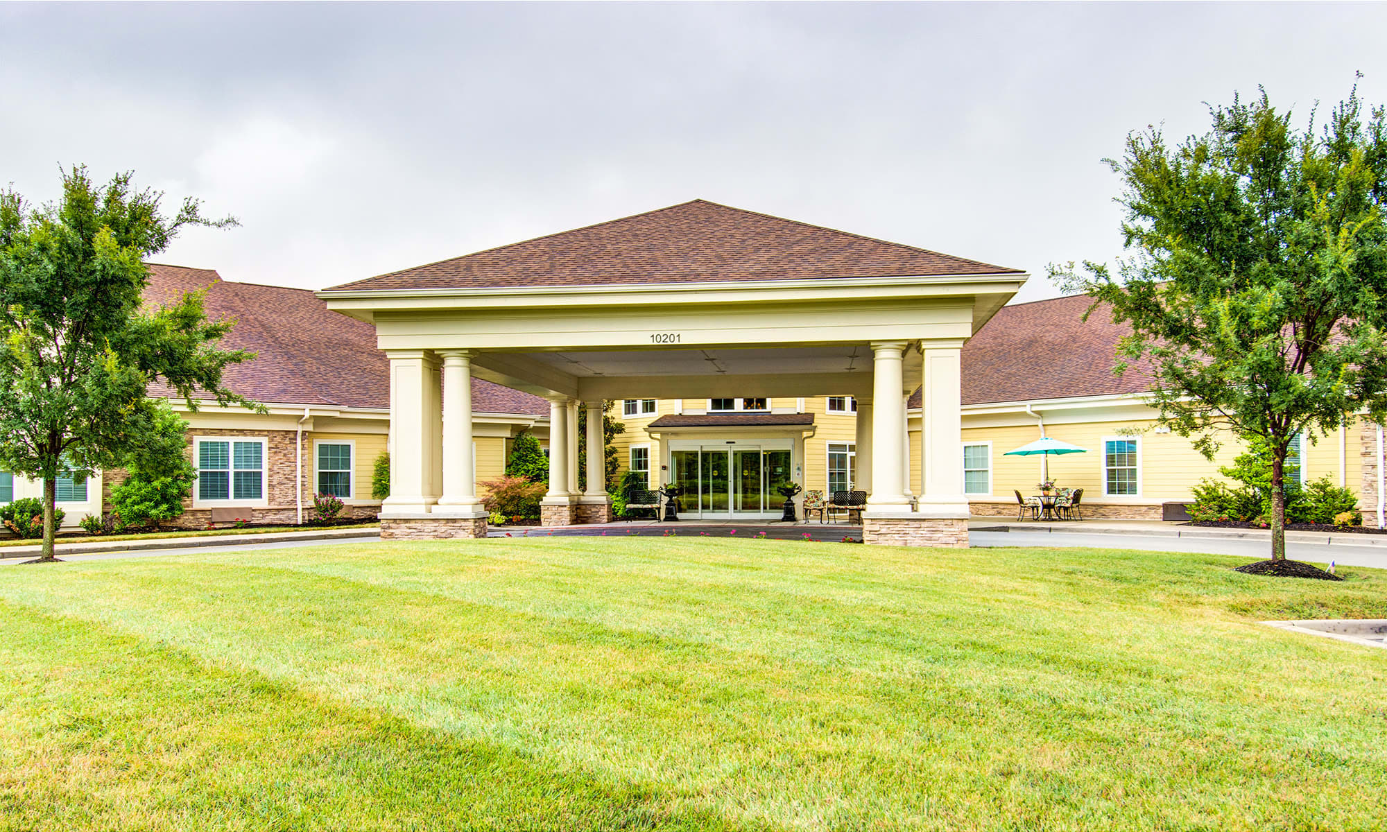 Symphony at Valley Farms senior living in Louisville, Kentucky
