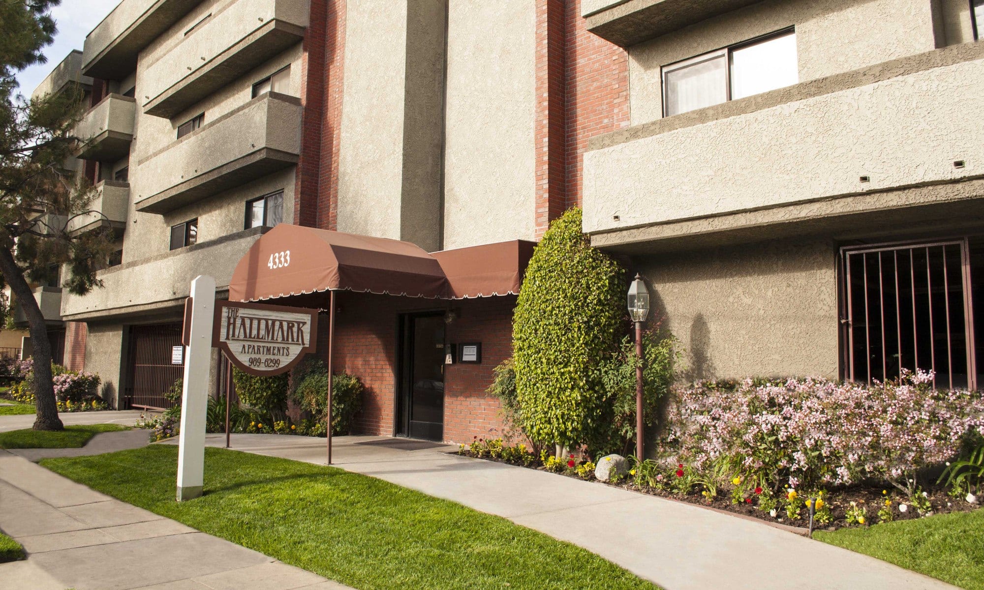 Apartments in Sherman Oaks, CA