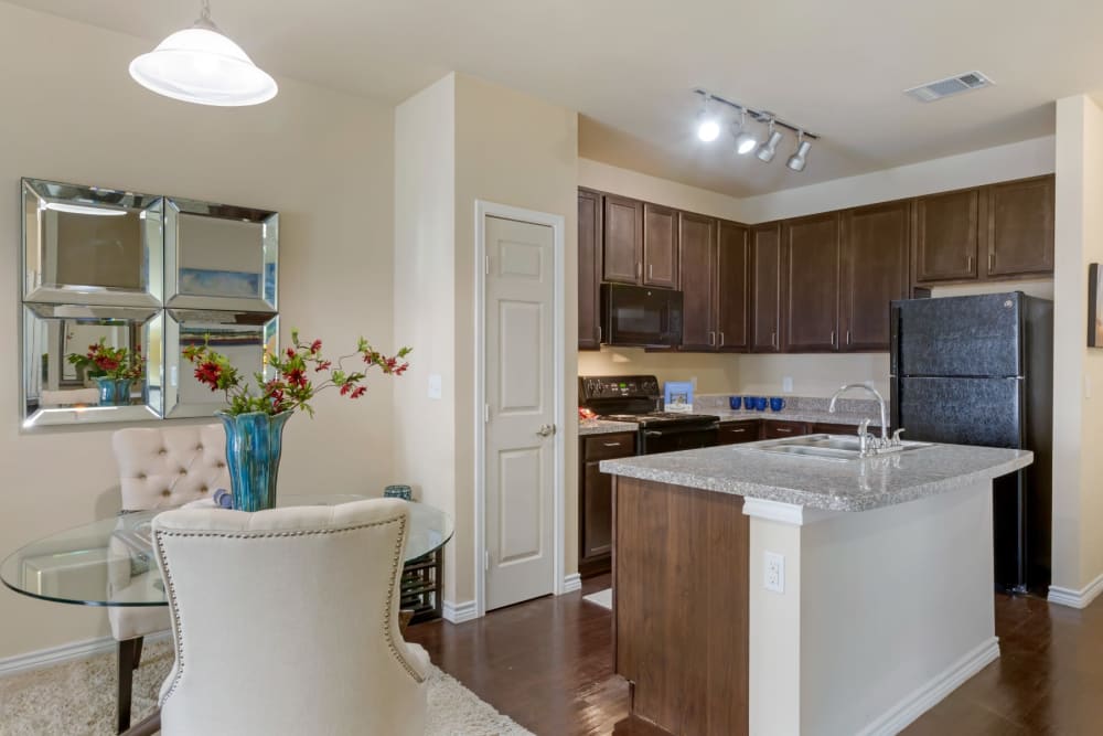 kitchen at Sonoma Palms in Las Cruces, New Mexico