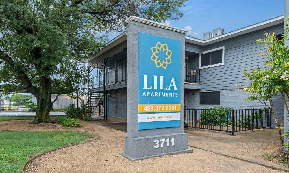 Signage at Lila Apartments in Dallas,Texas