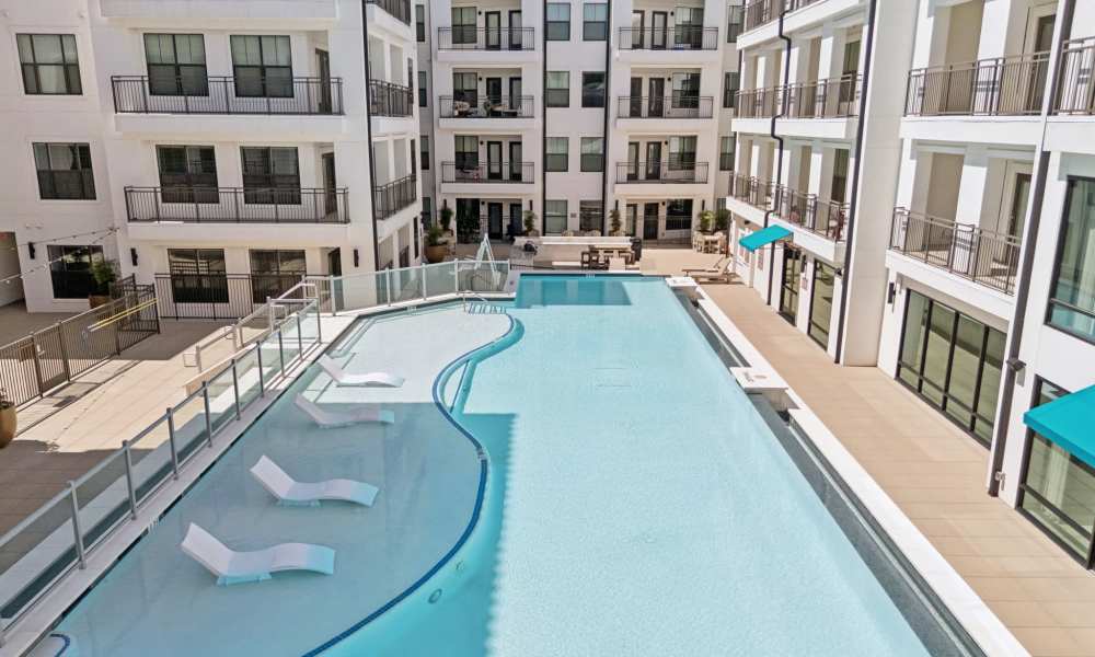 Pool courtyard at Harbor Hill in Rockwall, Texas.