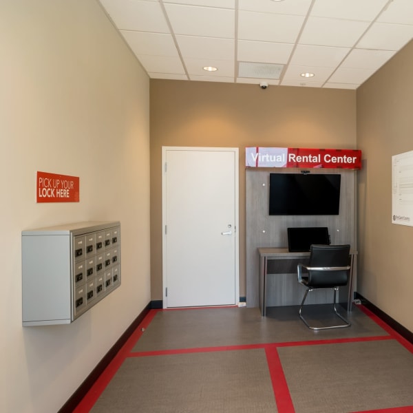 24/7 access and rentals at StorQuest Express Self Service Storage in West Sacramento, California