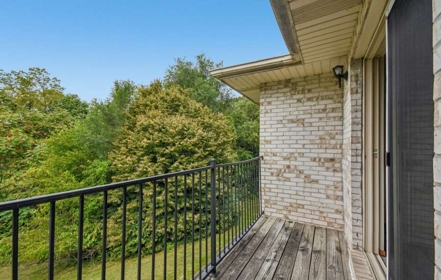 Private balcony at Maple Leaf Apartments in Merrillville, Indiana