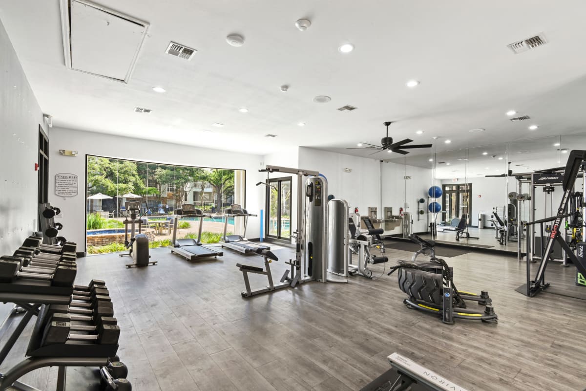 Fitness center with exercise machines at Lantower Round Rock in Round Rock, Texas