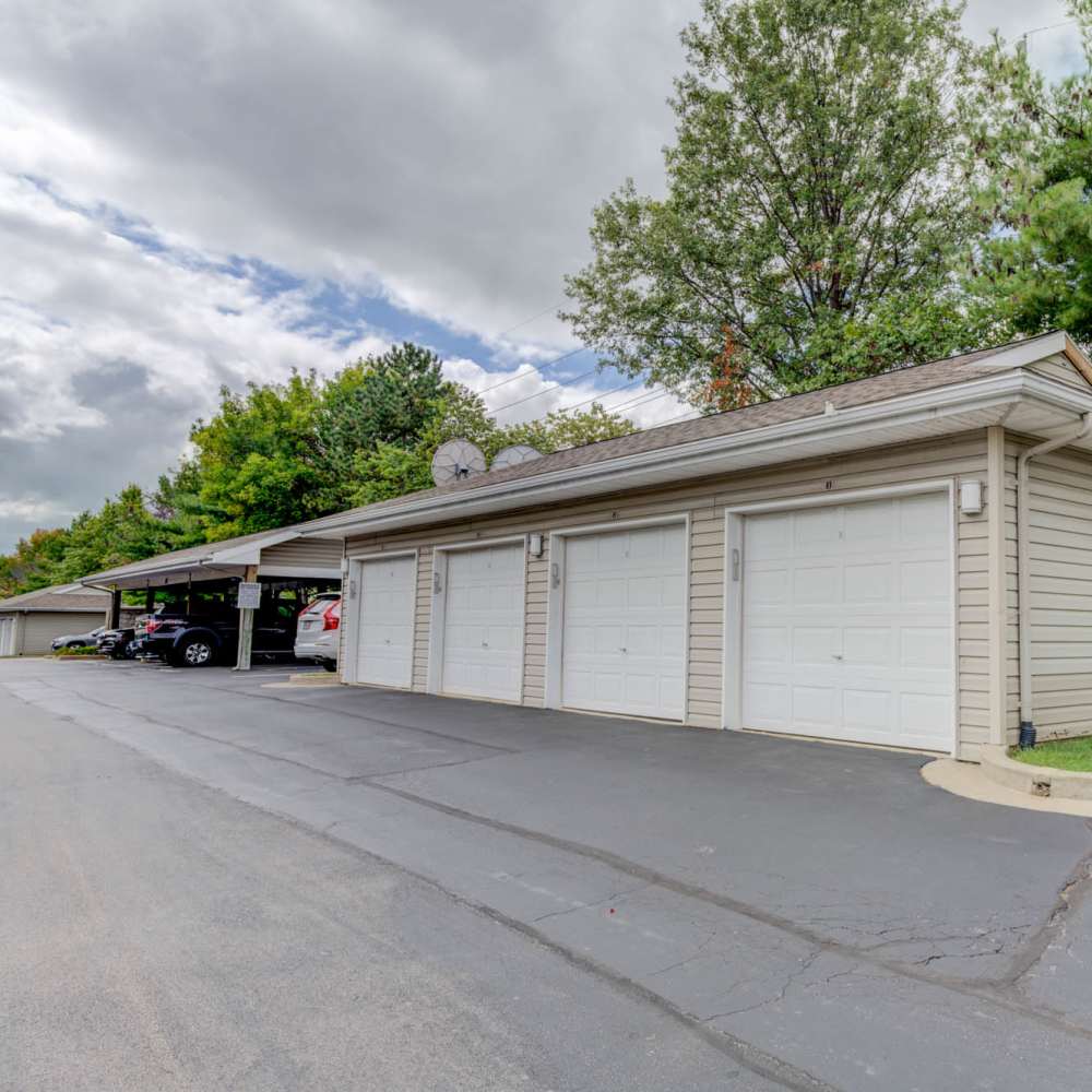 Modern garage at  Boulder Springs in Maryland Heights, Missouri