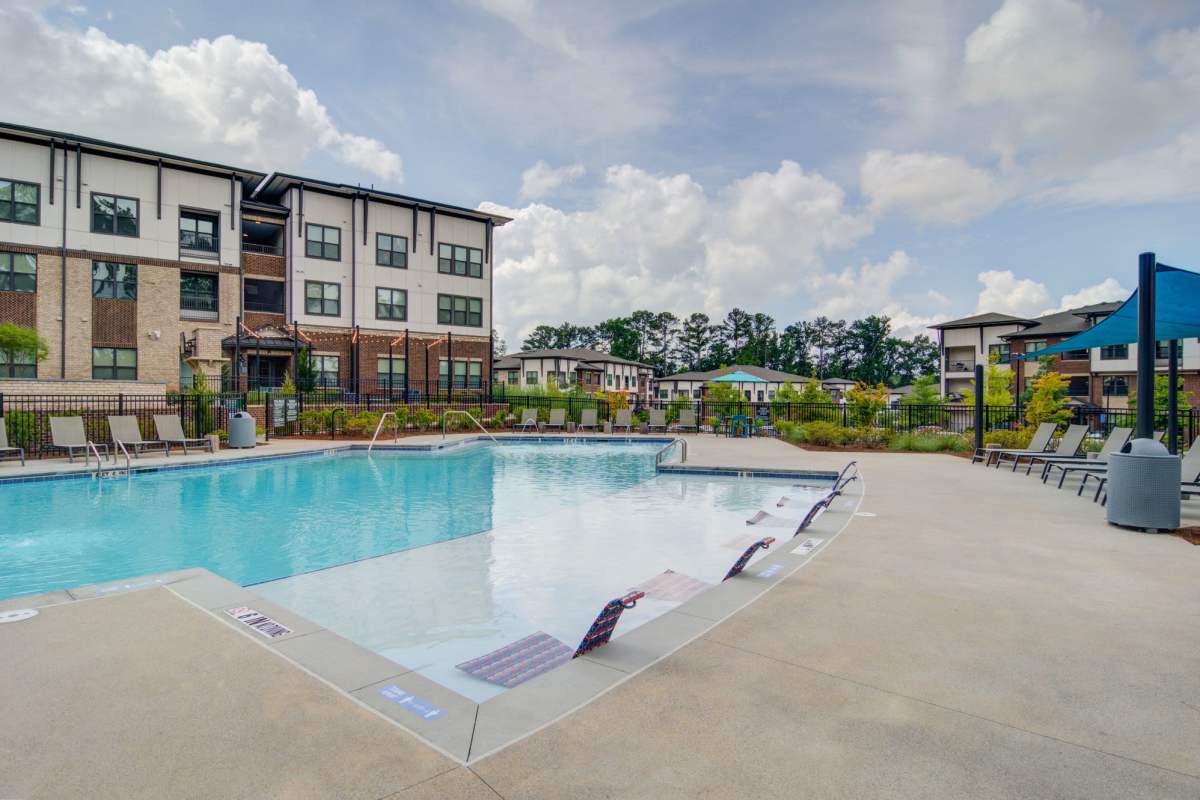 Swimming pool at The Edison Sugarloaf in Lawrenceville, Georgia