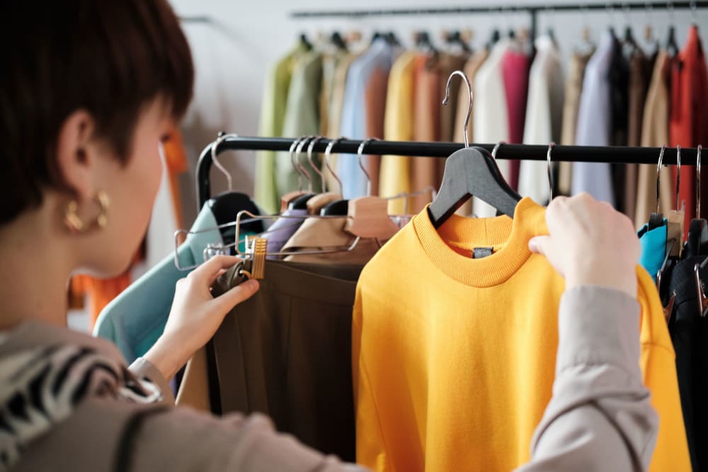 Woman shopping near Arrington Ridge in Round Rock, Texas