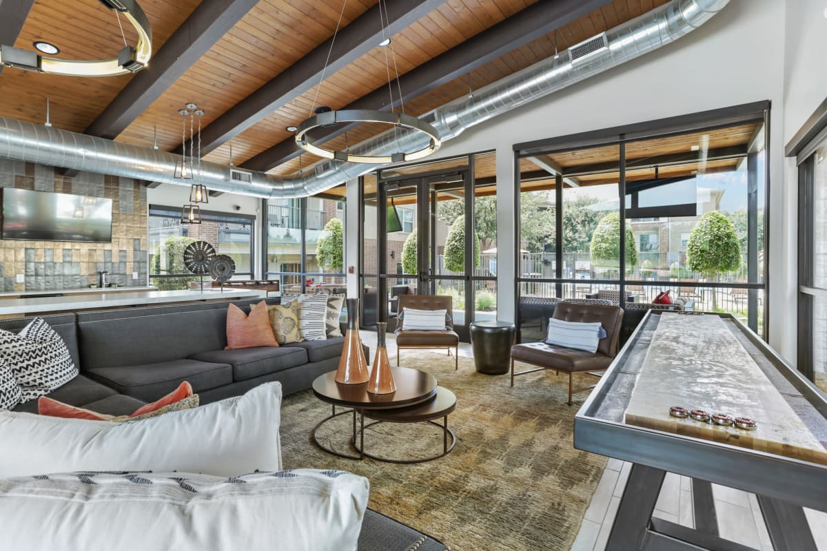 Clubhouse at Lantower Legacy Lakes in Lewisville, Texas
