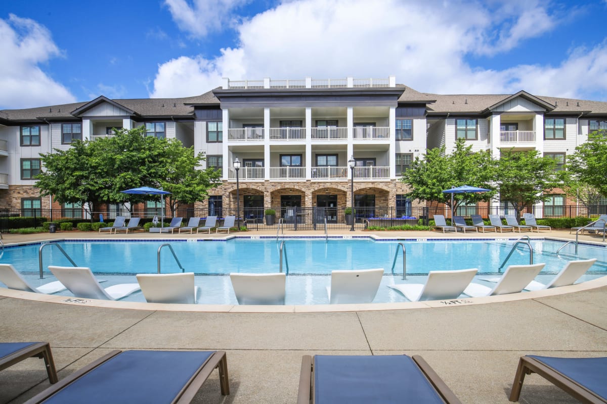Rendering of luxury pool at Lantower Waverly in Charlotte, North Carolina