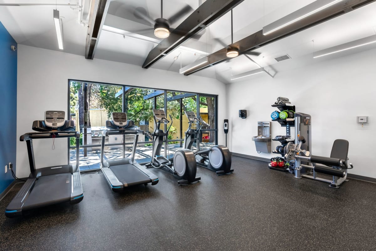 Well equipped fitness center at Los Robles Apartments, Thousand Oaks, California