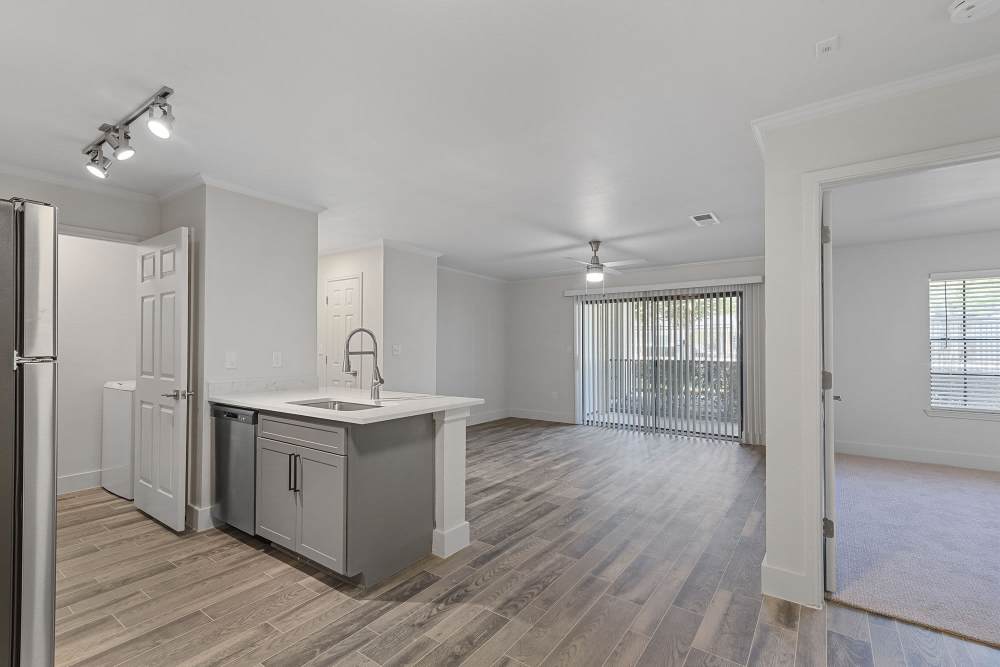 Modern apartment with granite countertops and washer/dryer at Seacrest in Katy, Texas