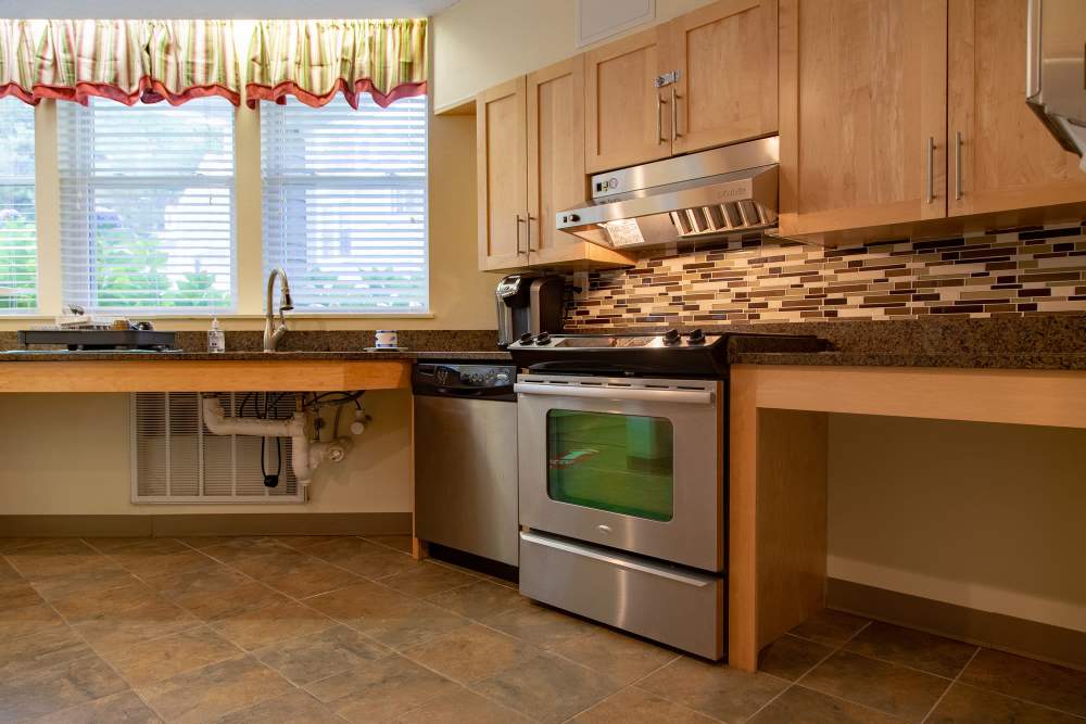 Full-size community kitchen at Mill Pond in Littleton,Massachusetts