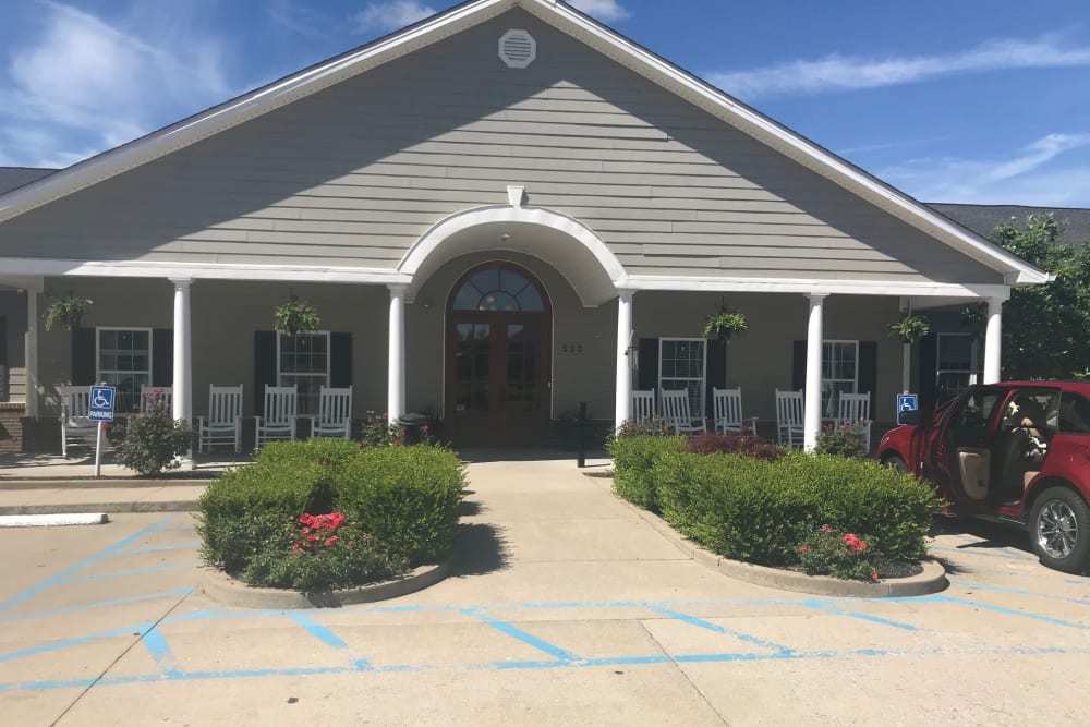 View of main entrance at Arcadian Cove in Richmond, Kentucky.