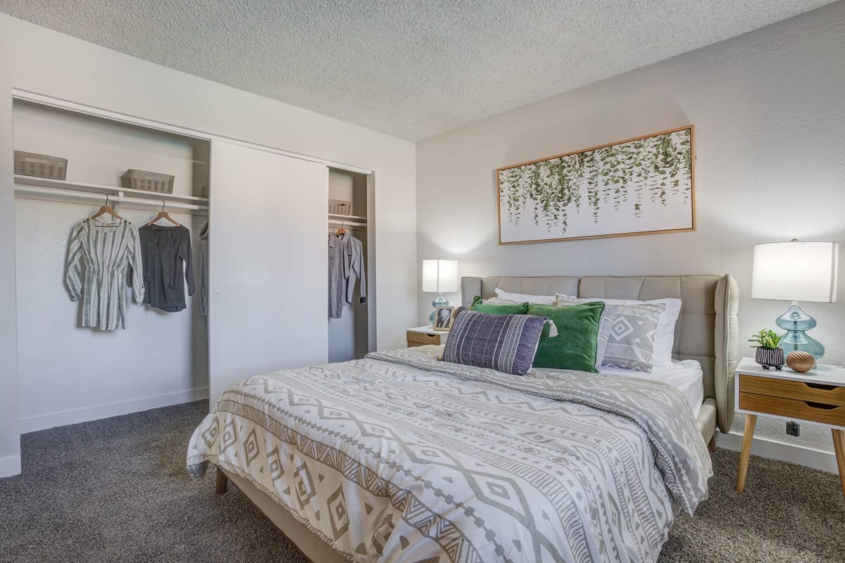 Cozy bedroom at Ardella on 28th in Phoenix, Arizona