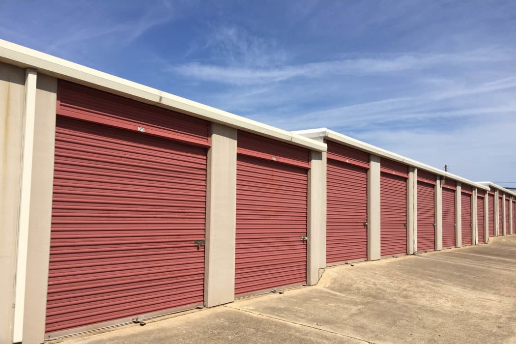Exterior storage units at Lockaway Storage in Texarkana, Texas