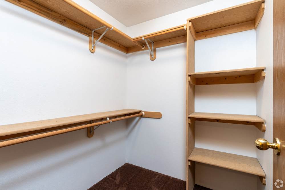 Walking closet at Stonecrest Apartments in Spokane, Washington
