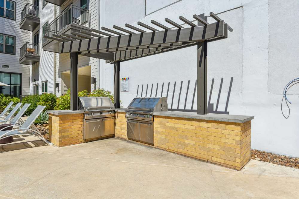 Modern Comunity Amenities at Rivera on Broadway in San Antonio, Texas