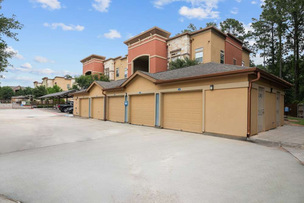Community garage at The Loop in Conroe, Texas