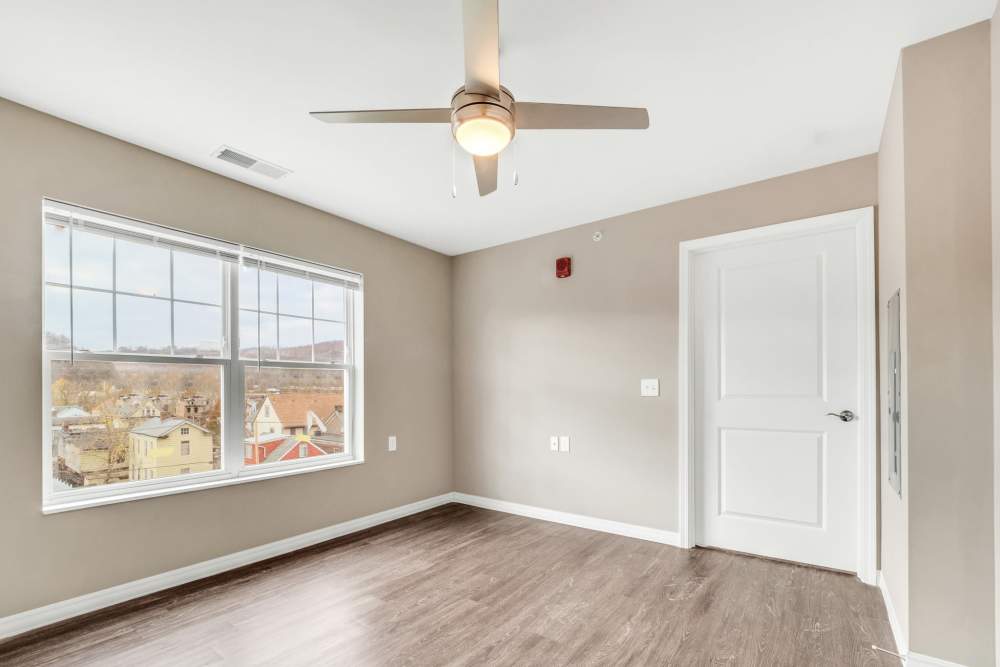 Bedroom at Hobbs Greene in Wheeling, West Virginia