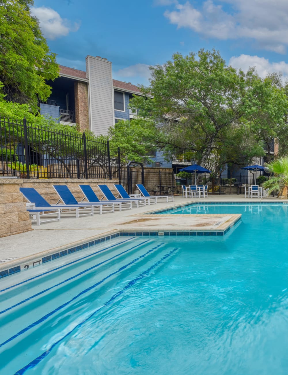 Apartments at Villas de Santa Fe in San Antonio, Texas