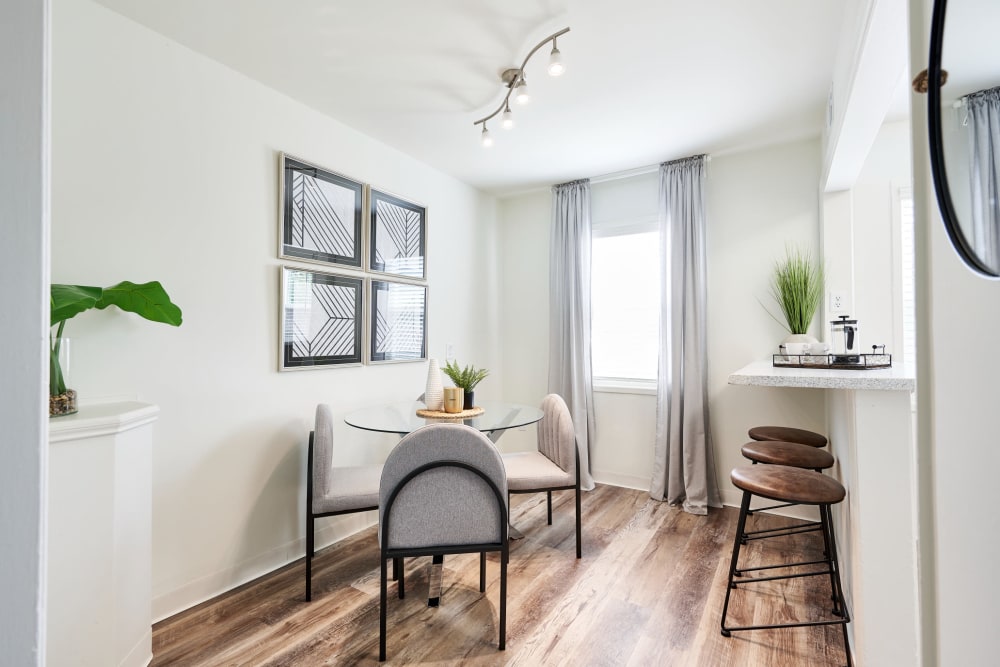 Photos of Alcove at Seahurst Apartments in Burien, WA