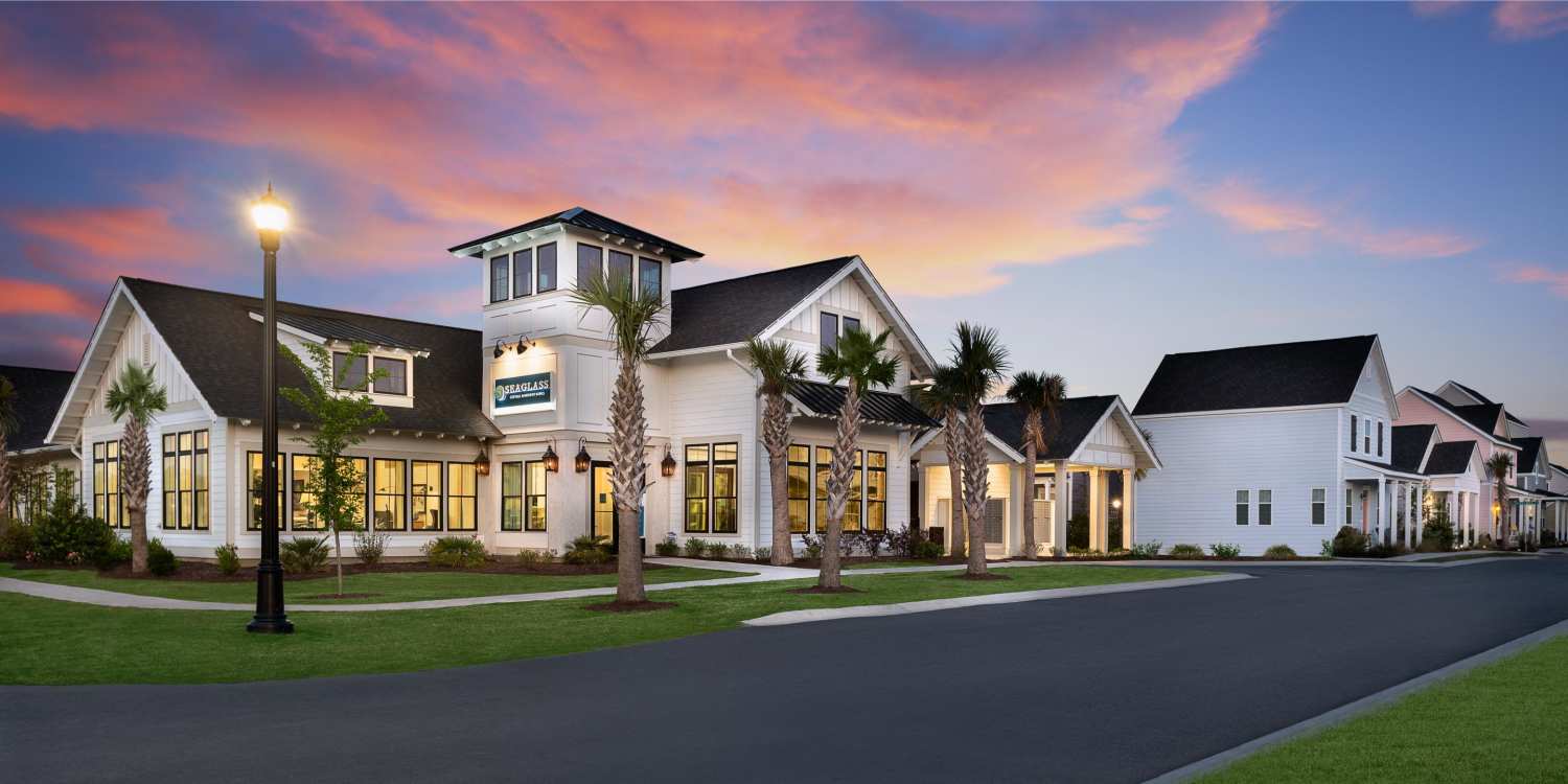 Exterior image of Seaglass Cottages