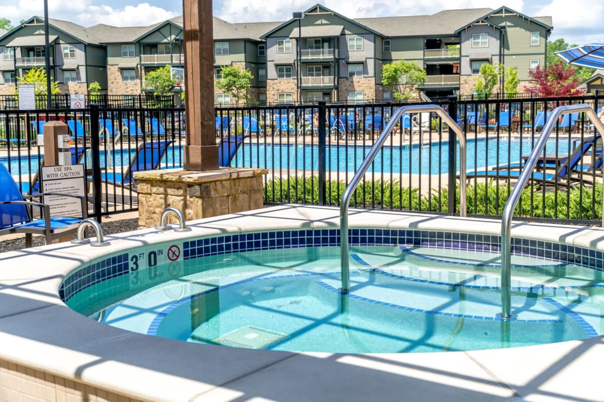 Hot tub at The Waverly in Newark, Delaware