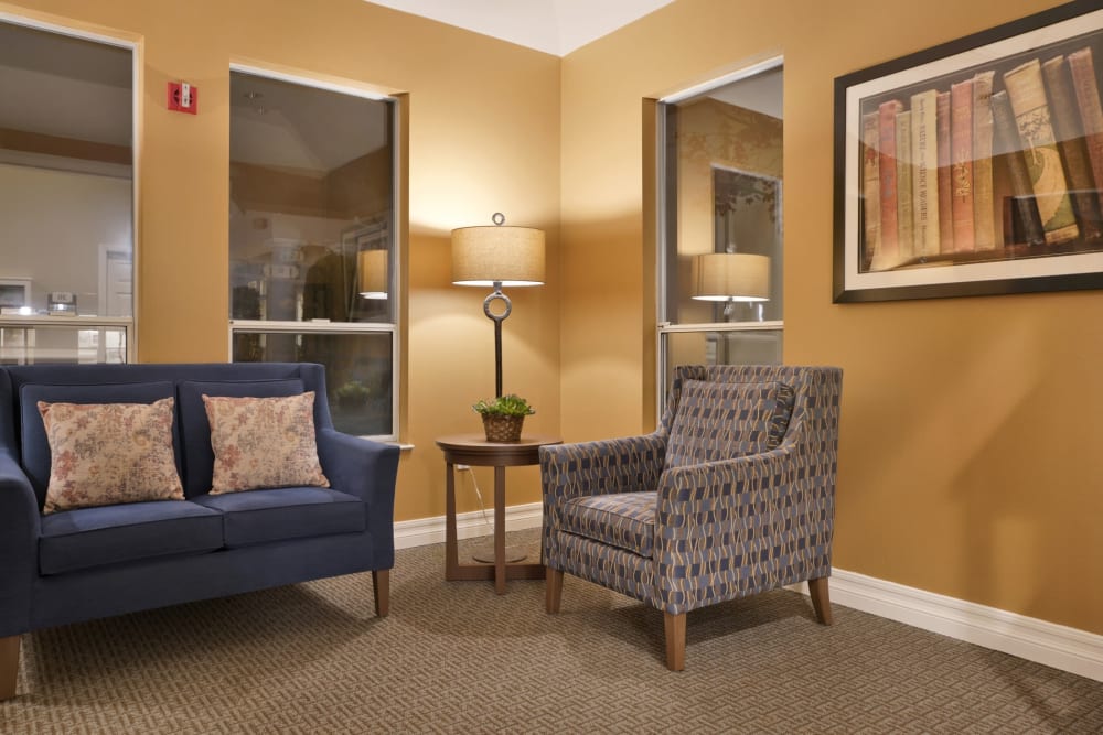 Sitting area of MuirWoods Memory Care in Petaluma, California