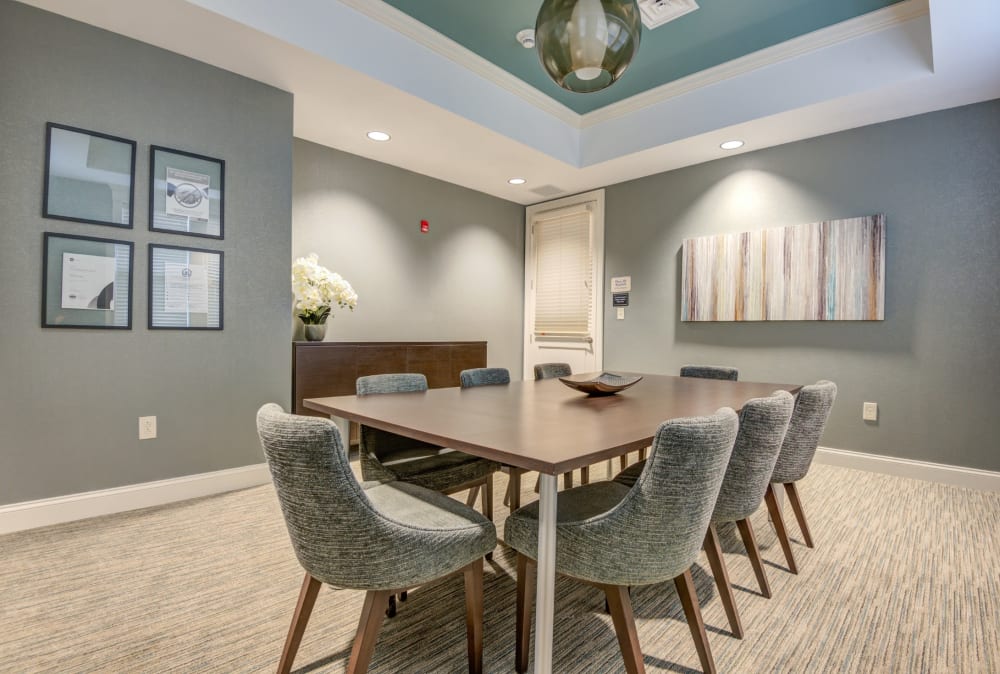 Clubhouse dining area at Canal Crossing in Camillus, New York