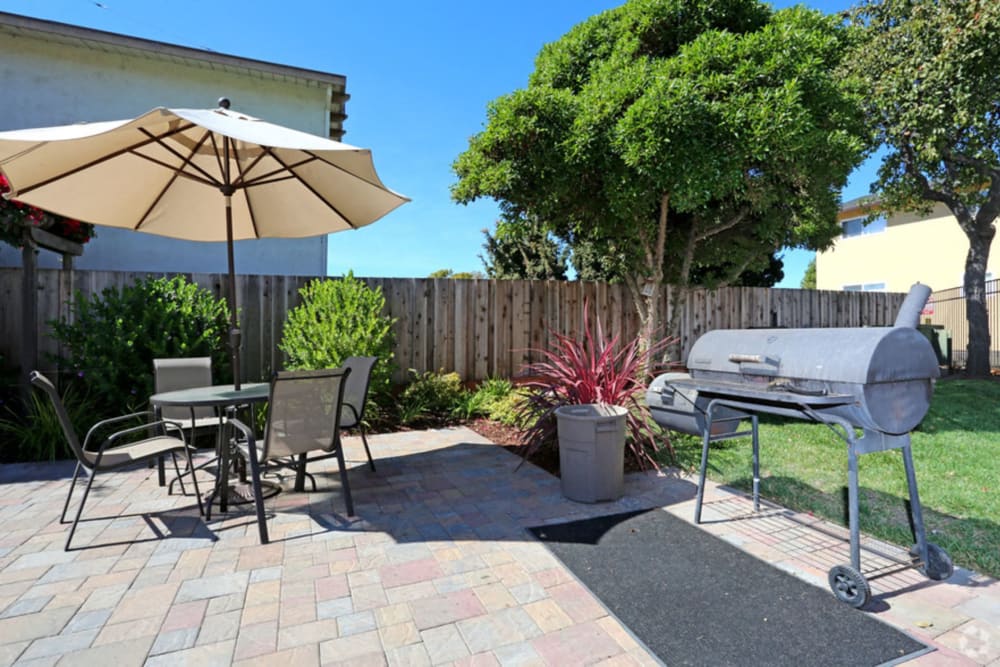 Picnic area at Marina Plaza Apartment Homes in San Leandro, California