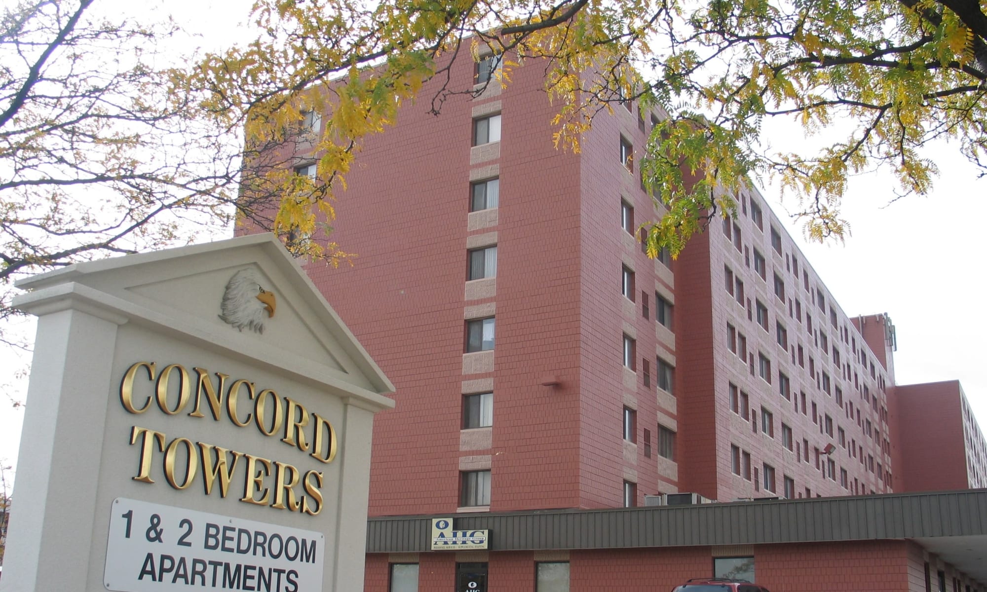 Apartments at Concord Towers Apartments in Madison Heights, Michigan