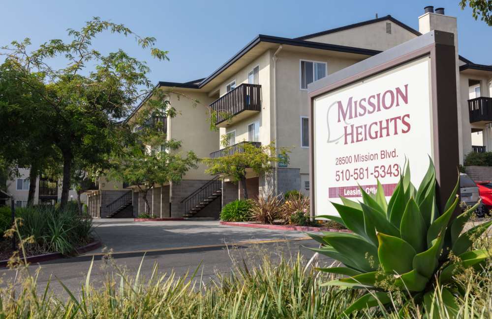 Mission Heights Sign