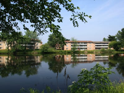 Enjoy the neighborhood at Willow Lake Apartment Homes