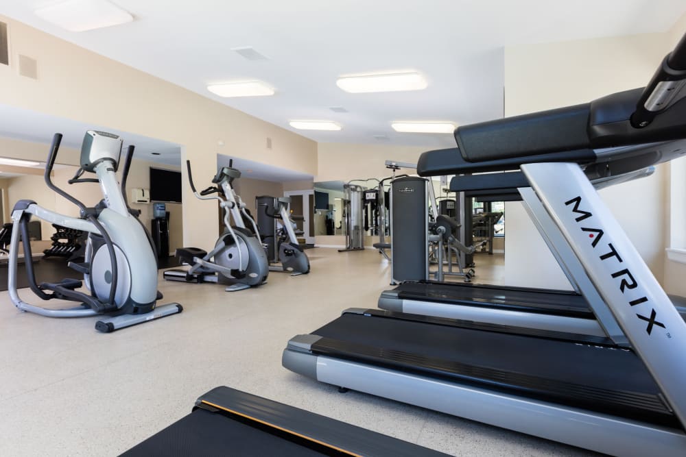 Onsite fitness center at Skyline at Murrayhill in Beaverton, Oregon