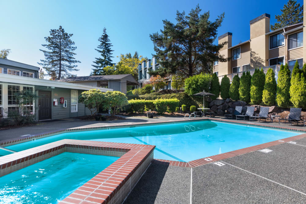 Large pool at The Knoll Redmond in Redmond, Washington