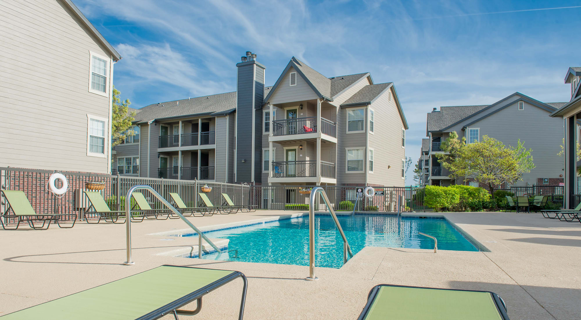 Crown Pointe Apartments in Oklahoma City, Oklahoma