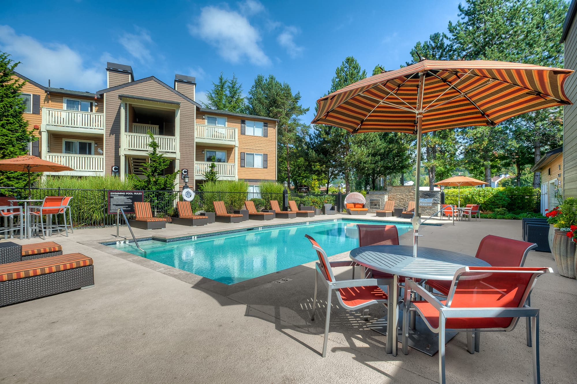 Photos of Newport Crossing Apartments in Newcastle, Washington