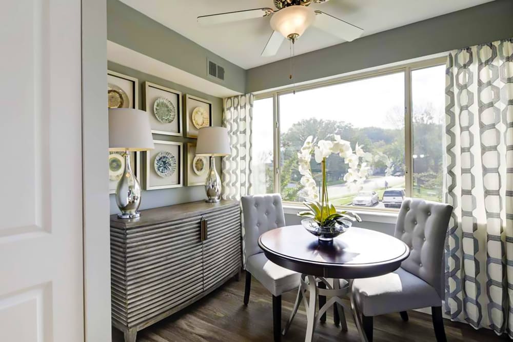 Dining area at Satyr Hill Apartments in Parkville, Maryland