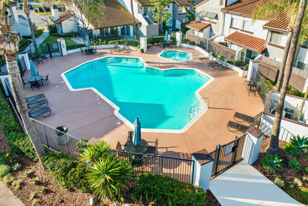 Aeiral view of the beautiful resort-style swimming pool at Portofino Townhomes in Wilmington, California