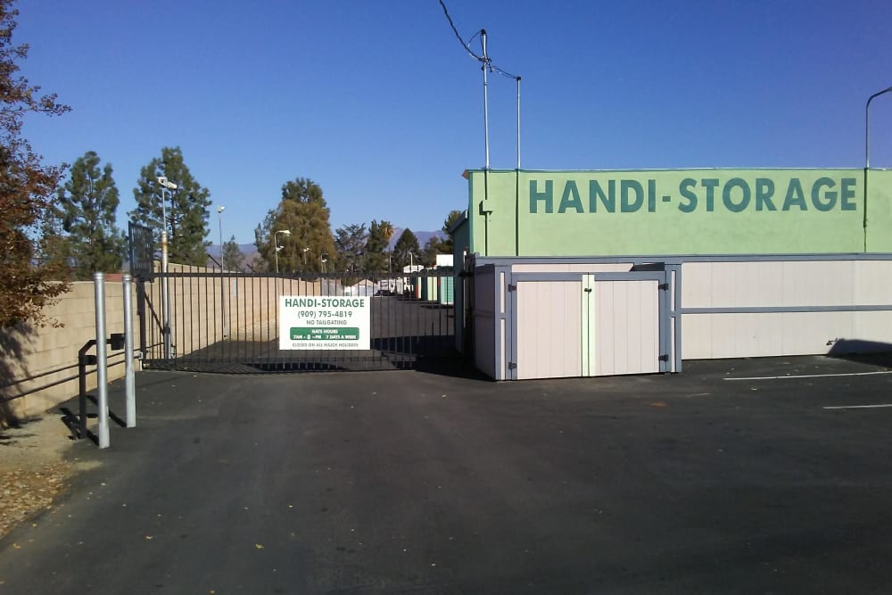 Entryway gate at Handi Storage in Calimesa, California