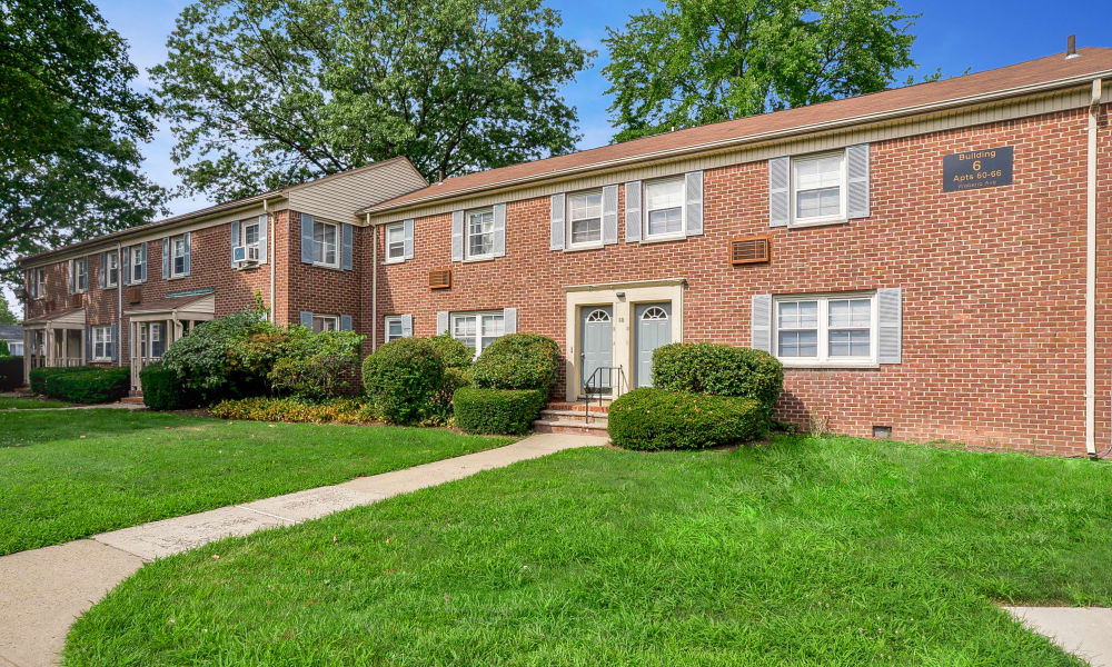 Photos of General Greene Village Apartment Homes in Springfield, NJ