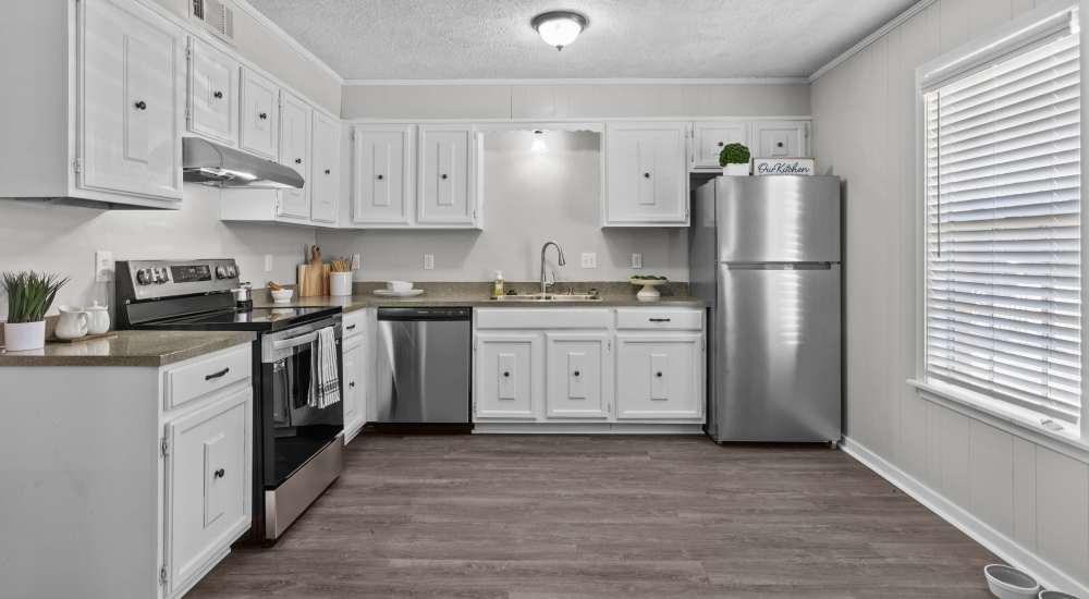 Modern kitchen at Pecan Ridge in Vicksburg, Mississippi