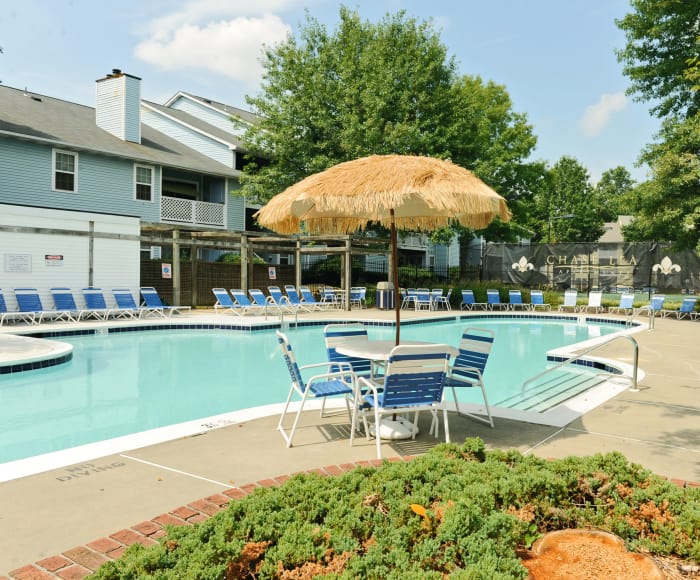 Chase Lea Apartment Homes offers a swimming pool in Owings Mills, MD