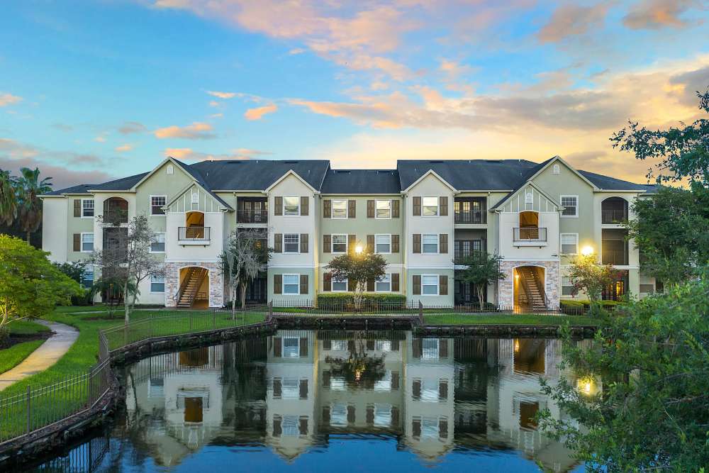 Exterior of apartment near a pond at Dawson in Orlando, Florida