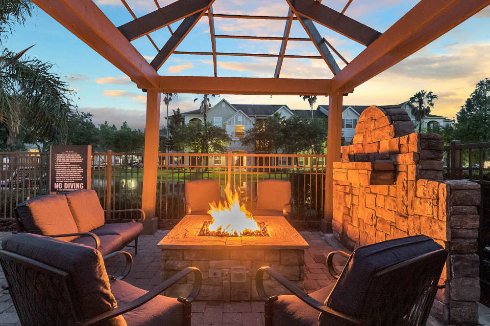 Outdoor firepit and seating at Dawson in Orlando, Florida