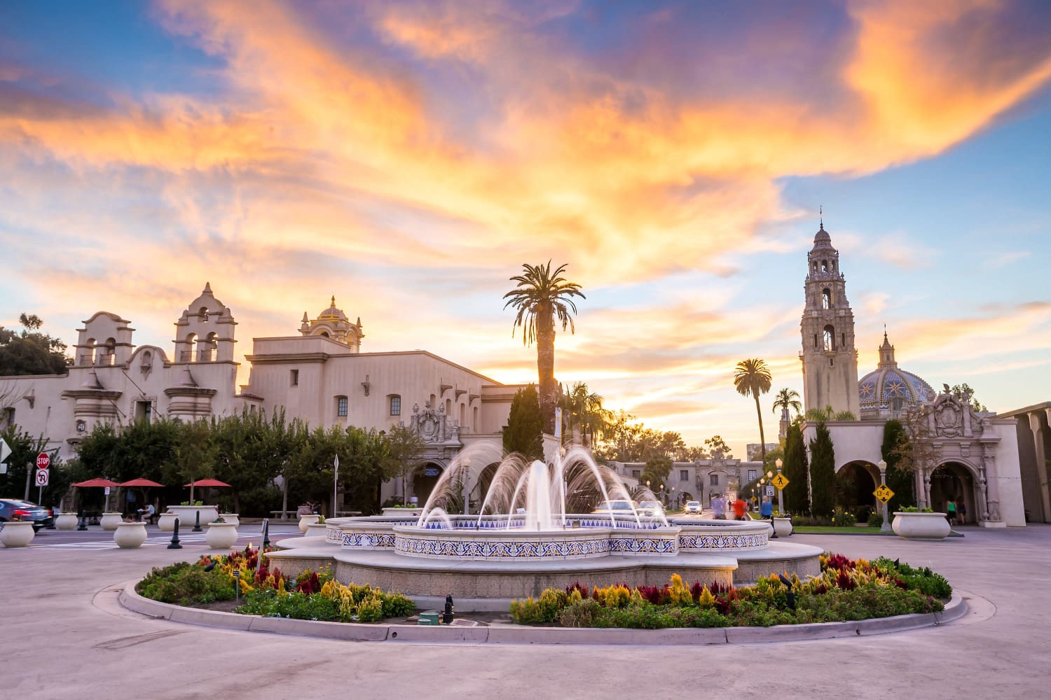 Fountain near Fashion Terrace in San Diego, California